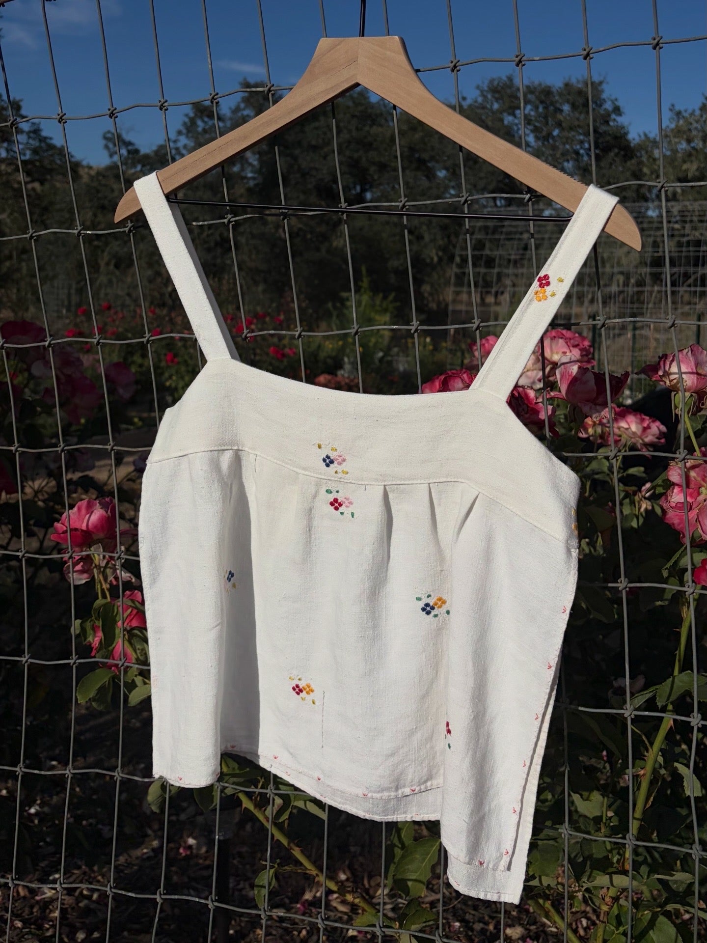 Caroline Top .01 - Wildflowers