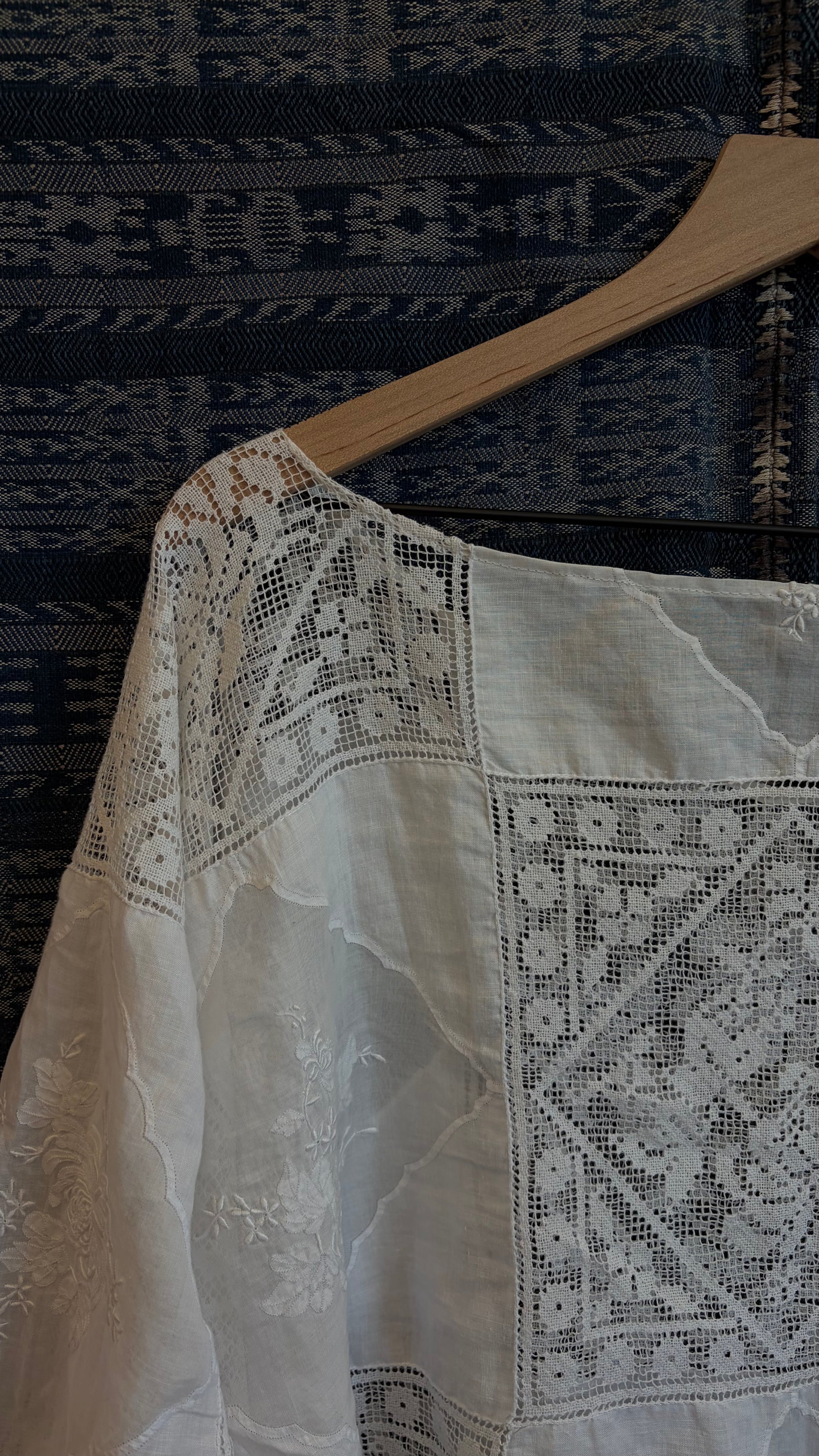 Poncho .01 - Lace