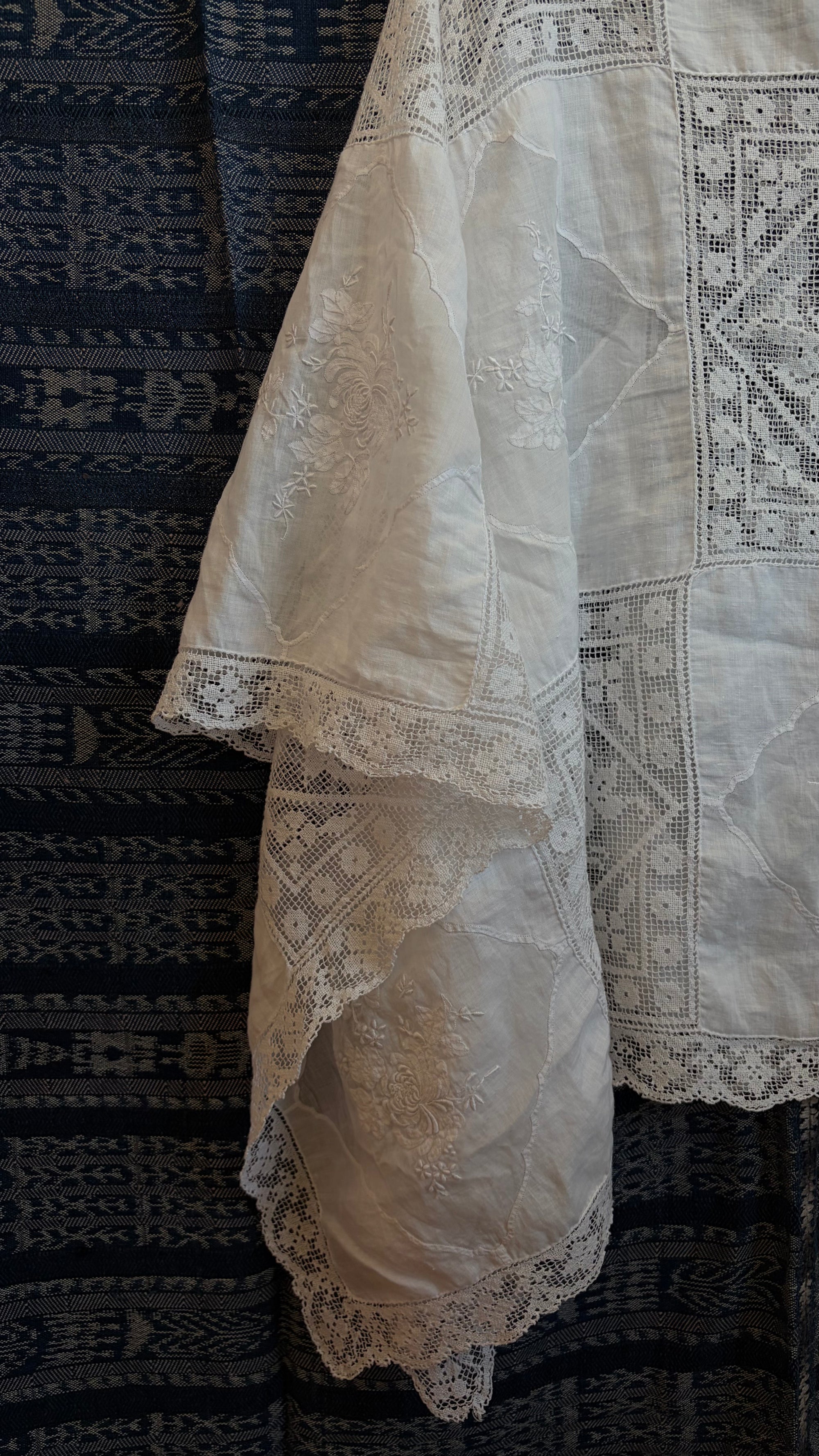 Poncho .01 - Lace